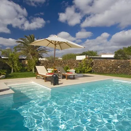 Villa Casa Volcanes - 3 Bedroom - Perfect For Families - Table Tennis